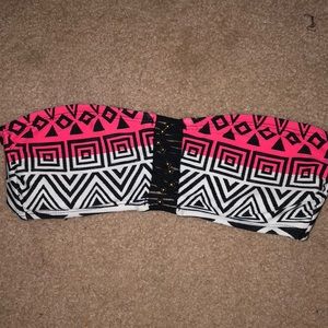 Bandeau bathing suit w/ bead accessories